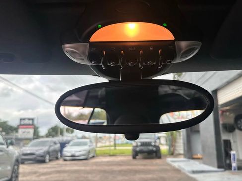 Used 2015 MINI Cooper S image 16