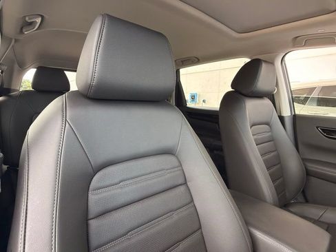 Used 2026 Honda CR-V EX-L image 10