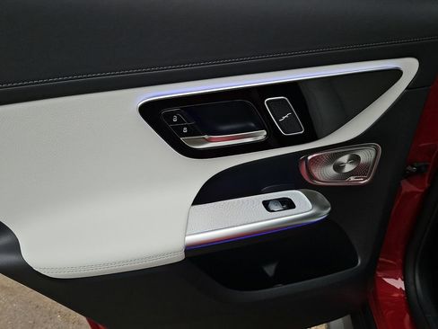 New 2026 Mercedes-Benz GLC 300 image 15