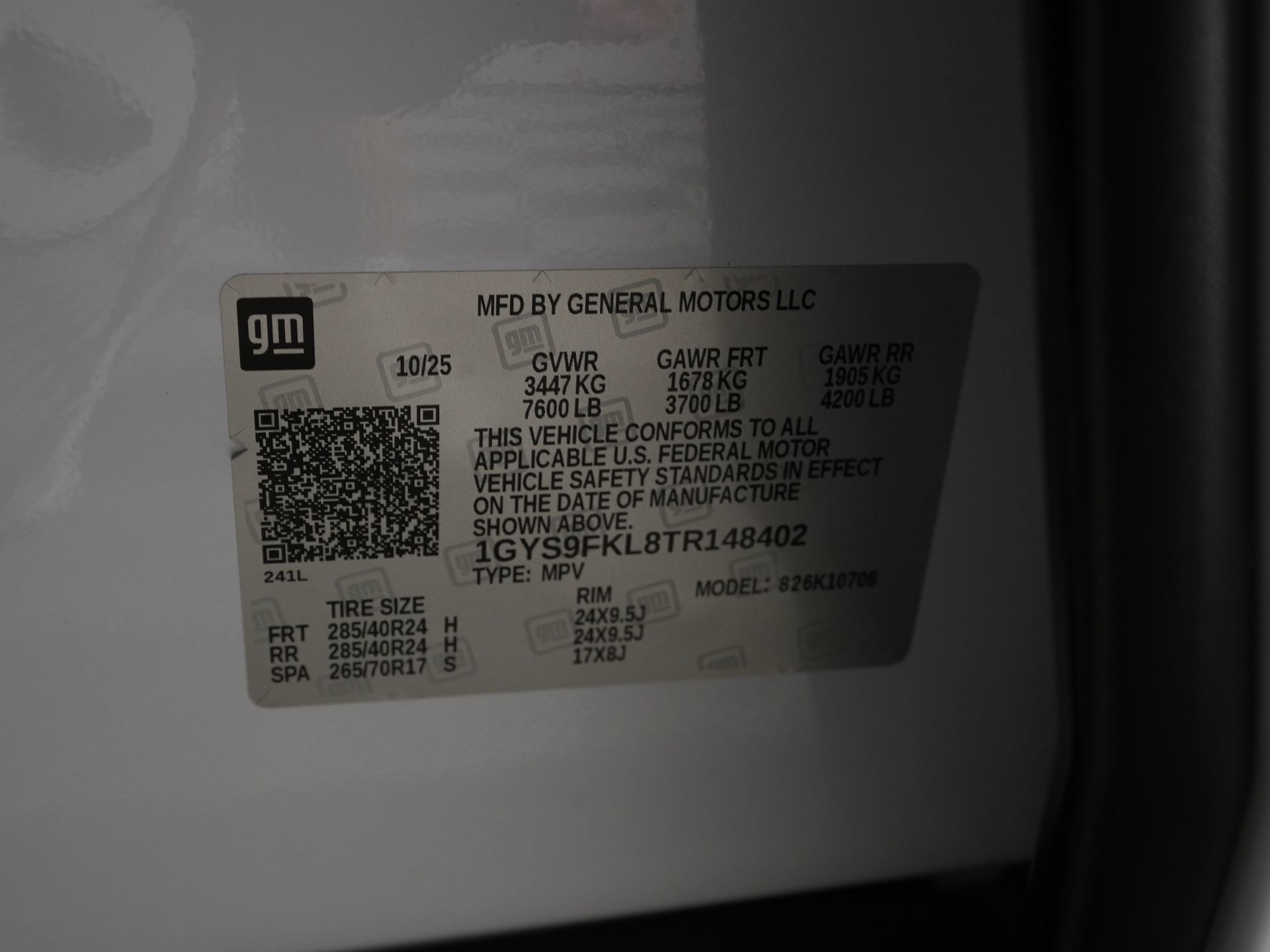 Used 2026 Cadillac Escalade Sport w/ Touring Package AWD/4WD image 40