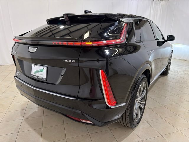 Used 2024 Cadillac Lyriq Luxury RWD image 6