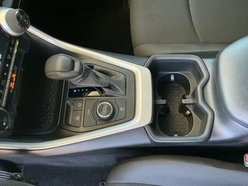 Used 2024 Toyota RAV4 LE AWD/4WD image 15