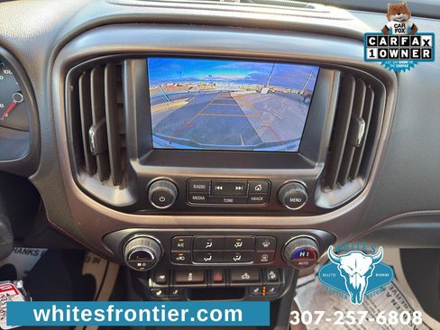 Used 2015 GMC Canyon SLE image 20