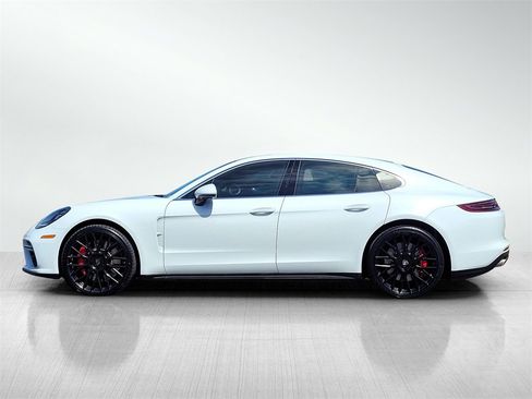 Used 2017 Porsche Panamera Turbo image 7