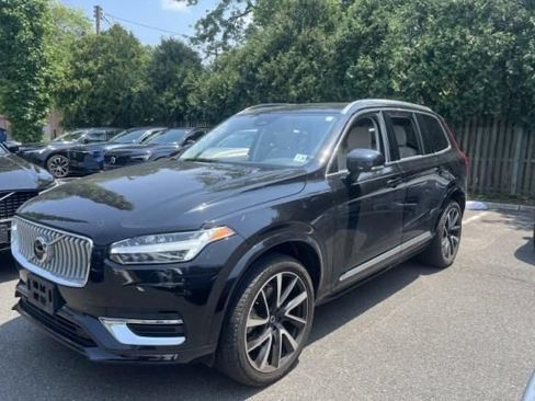 Used 2023 Volvo XC90 B6 Plus w/ Protection Package Premier AWD/4WD image 2
