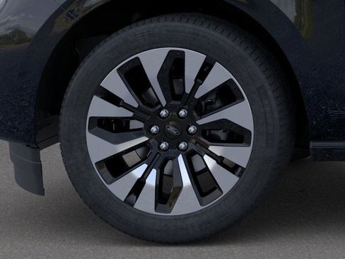New 2026 Ford Expedition Platinum image 19