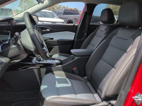 New 2026 Chevrolet Trax LT w/ Driver Confidence Package FWD image 20