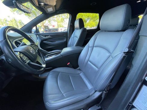 Used 2024 Buick Enclave Premium AWD/4WD image 21