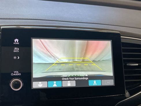 Used 2024 Honda Passport EX-L image 17