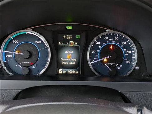 Used 2017 Toyota Camry LE image 11