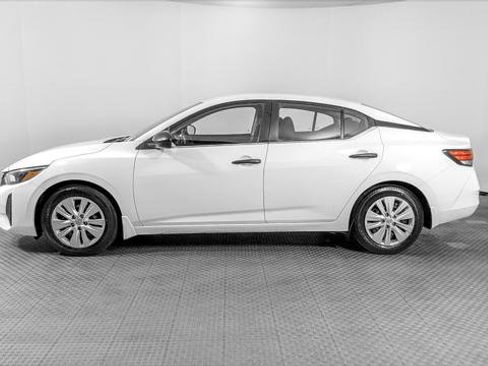 Used 2024 Nissan Sentra S FWD image 3