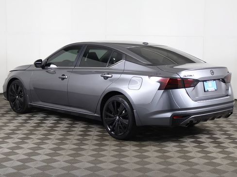 Used 2020 Nissan Altima 2.5 SR w/ Premium Package AWD/4WD image 8