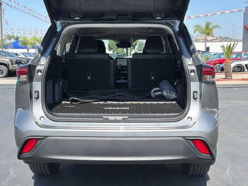 New 2026 Toyota Highlander XLE AWD/4WD image 16