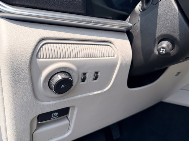Used 2025 Jeep Wagoneer Series II w/ Premium Group I AWD/4WD image 8