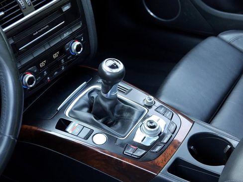 Used 2014 Audi A4 2.0T Premium Plus w/ Premium Plus Package AWD/4WD image 9