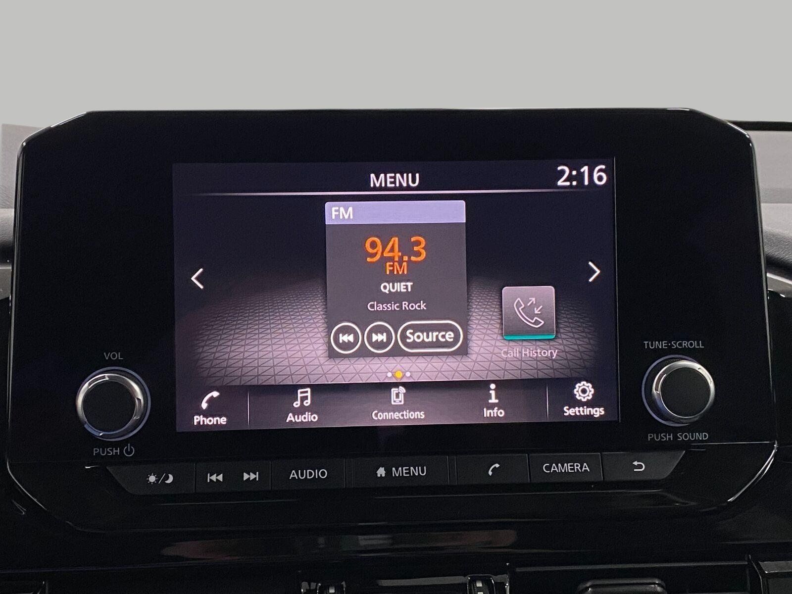 Used 2022 Nissan Pathfinder S AWD/4WD image 21