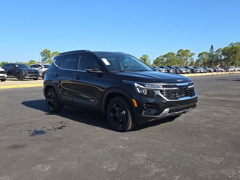 New 2026 Kia Seltos EX FWD image 2