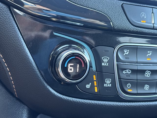 Used 2024 Chevrolet Equinox Premier w/ Redline Edition FWD image 34