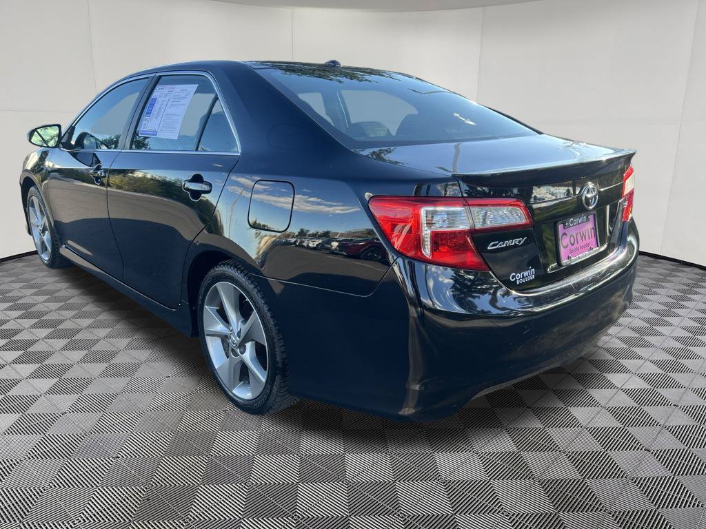 Used 2012 Toyota Camry SE FWD image 5