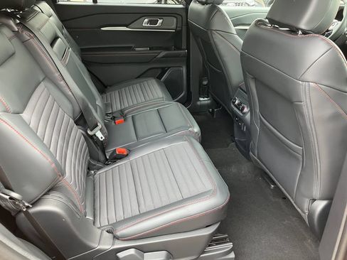 New 2026 Ford Explorer ST-Line w/ ST-Line Street Pack AWD/4WD image 17