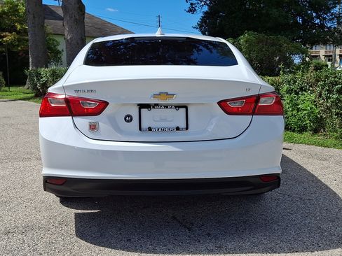 Used 2018 Chevrolet Malibu LT FWD image 5
