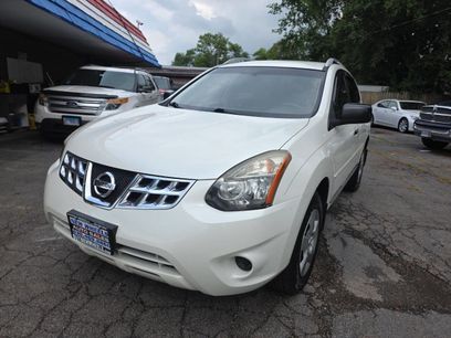 Used 2015 Nissan Rogue S w/ Convenience Package