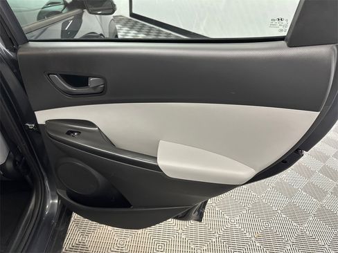 Used 2022 Hyundai Kona SEL image 16