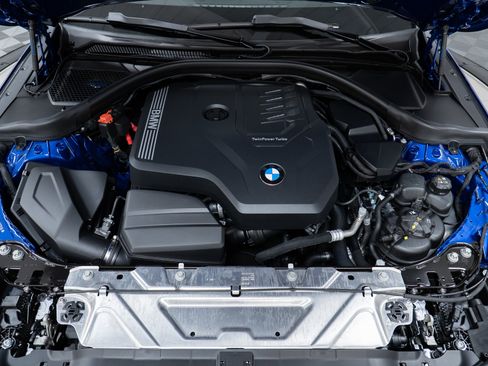 Used 2025 BMW 230i xDrive Coupe w/ M Sport Package image 9