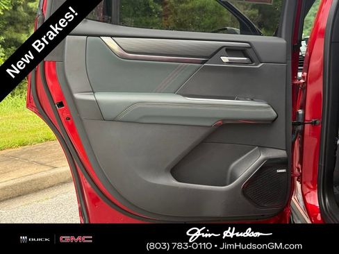 Certified 2024 GMC Acadia AT4 w/ Luxury Package AWD/4WD image 24