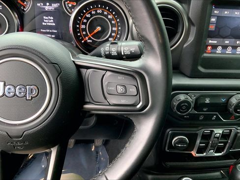 Certified 2022 Jeep Wrangler Unlimited Sport AWD/4WD image 23