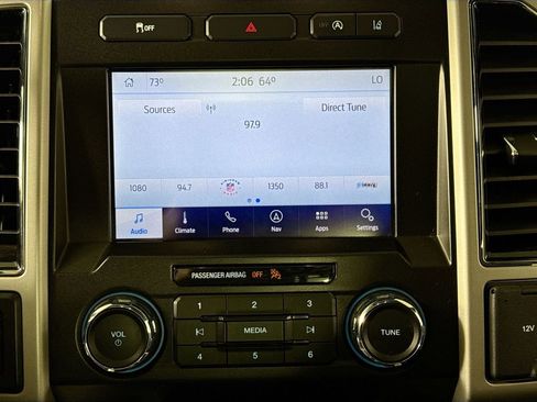 Used 2020 Ford F150 Lariat image 15