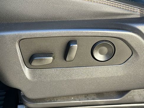 Certified 2024 GMC Sierra 2500 AT4 w/ AT4 Preferred Package image 40