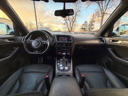 Used 2015 Audi SQ5 Prestige w/ Prestige Package AWD/4WD image 2