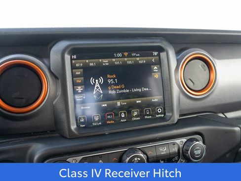 Used 2022 Jeep Gladiator Mojave w/ LED Lighting Group image 31