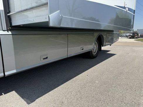 Used 2019 Mercedes-Benz Sprinter 3500 image 9