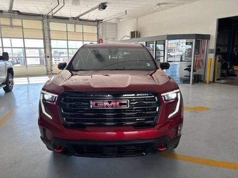 Used 2025 GMC Acadia AT4 w/ Luxury Package AWD/4WD image 3