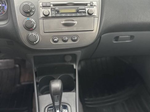 Used 2005 Honda Civic Hybrid Sedan image 17