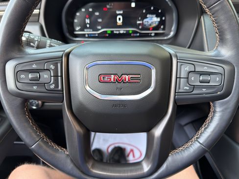 Used 2023 GMC Yukon AT4 w/ AT4 Premium Package AWD/4WD image 28