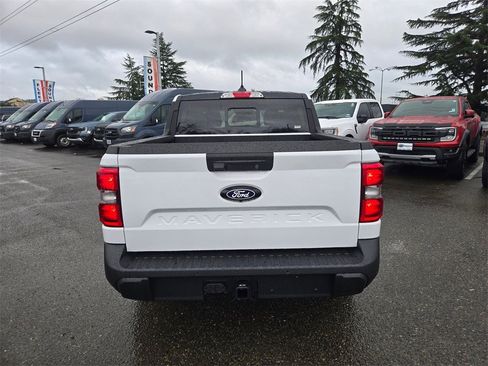 New 2026 Ford Maverick Lariat w/ Black Appearance Package image 6