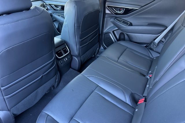 New 2025 Subaru Outback Touring AWD/4WD image 9