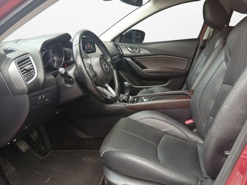 Used 2018 MAZDA MAZDA3 Grand Touring w/ Premium Equipment Package FWD image 19