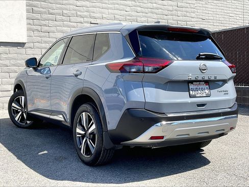 Used 2023 Nissan Rogue Platinum AWD/4WD image 10