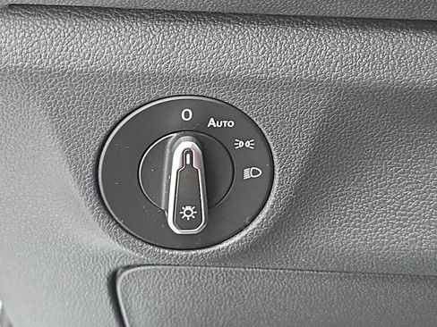 Certified 2024 Volkswagen Jetta Sport FWD image 25