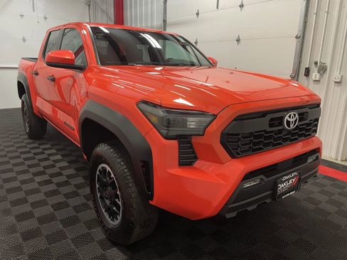 Used 2024 Toyota Tacoma TRD Off-Road AWD/4WD image 6
