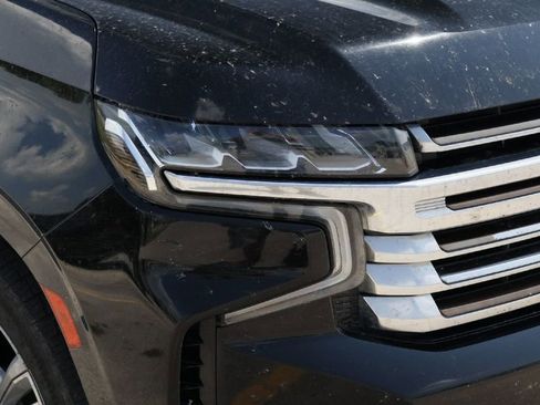 Used 2021 Chevrolet Tahoe High Country w/ Premium Package RWD image 2