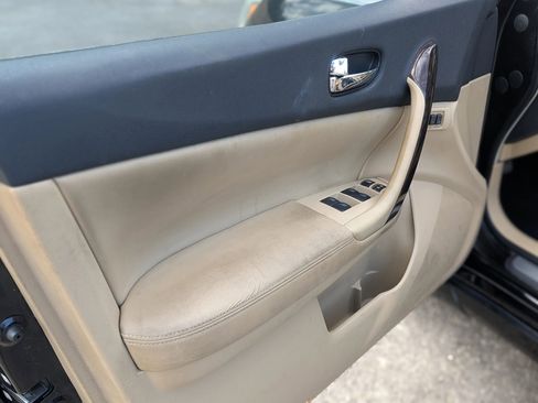 Used 2011 Nissan Maxima 3.5 SV w/ Premium Pkg image 14