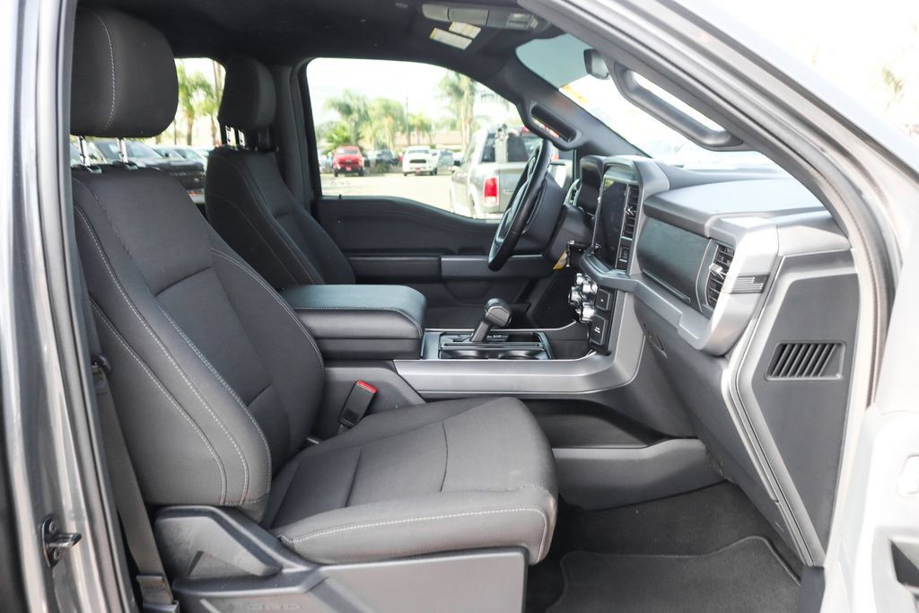 Used 2025 Ford F150 XLT w/ Equipment Group 301A Standard AWD/4WD image 36
