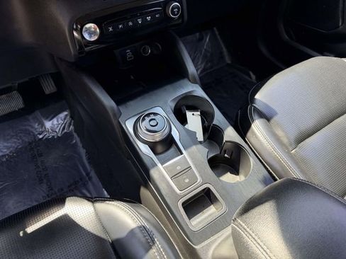 Used 2024 Ford Escape Platinum AWD/4WD image 29