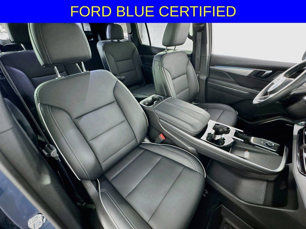Used 2025 Buick Enclave Preferred FWD image 33