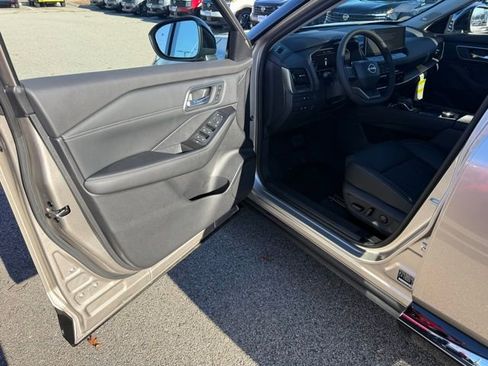 New 2026 Nissan Rogue Platinum w/ Platinum Premium Package image 15